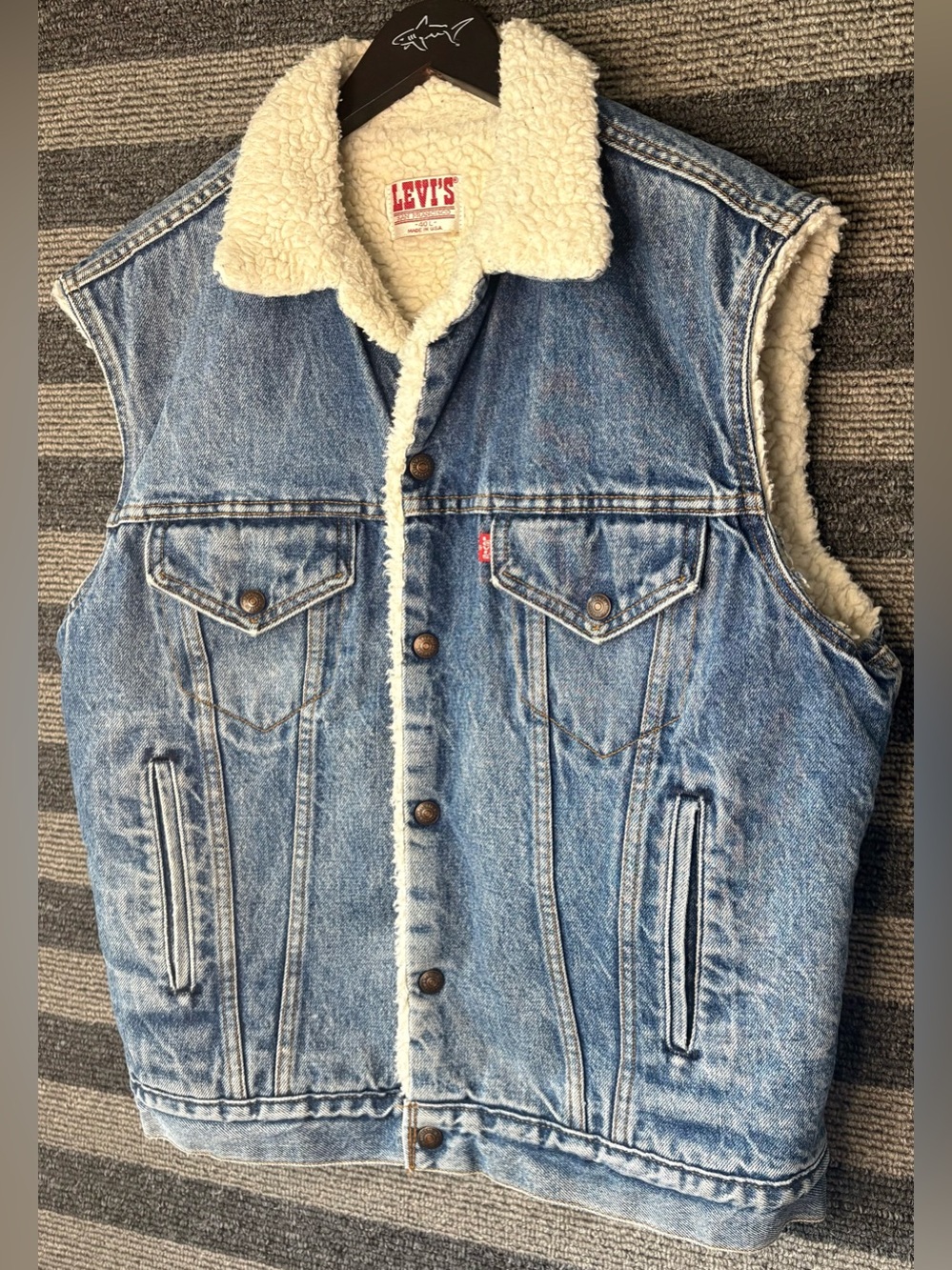 Vintage 90’s Levi’s Red Tab Sherpa Denim Trucker Vest Jacket Size Large EUC